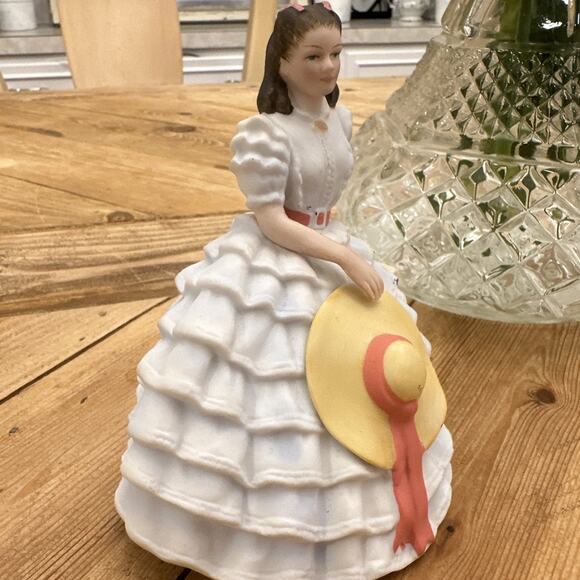 AVON PORCELAIN GONE WITH THE WIND SCARLETT O’HARA 1983 Vintage - Picture 11 of 13